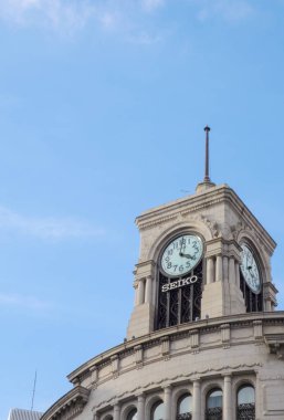 Tokyo, Japonya - Mart 2,2017: Ginza Seiko Saat Kulesi, Ginza dis