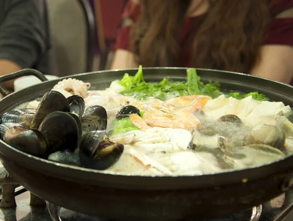 Sopa de mariscos coreanos clara — Foto de Stock