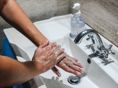 Coronavirus veya Covid-19. Corona virüsünün önlenmesi için sabuncuyla el yıkama, Coronavirus yaymayı durdurmak için hijyen..