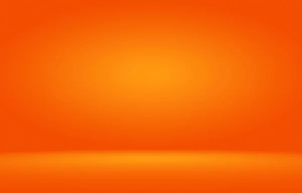 Fond studio photographique orange vertical avec vignette douce. Fond dégradé doux. Toile peinte en toile de fond studio . — Photo