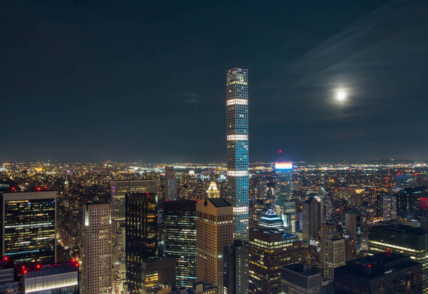 A night view of the Manhattan skyline