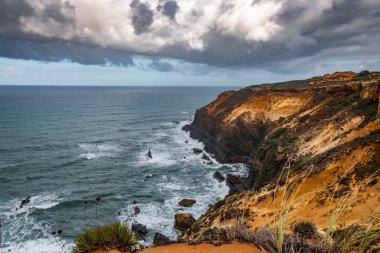 Portekiz 'in batı kıyısındaki güzel uçurumlar, Alentejo Sahil Bölgesi (Costa Vicentina) - Portekiz