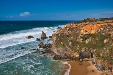 Portekiz 'in batı kıyısındaki güzel uçurumlar, Alentejo Sahil Bölgesi (Costa Vicentina) - Portekiz