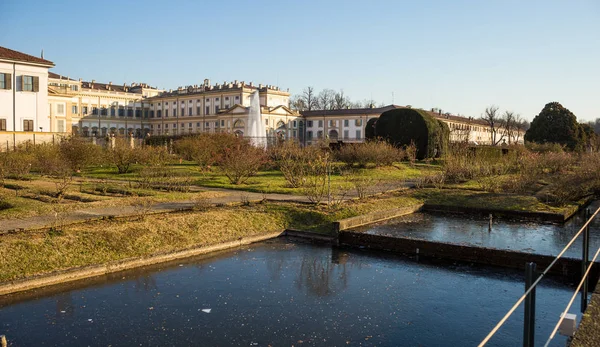 Fachada de Villa Reale de Monza, Italia — Foto de Stock