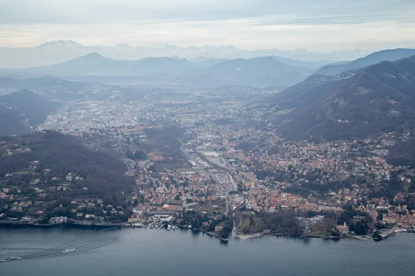 Vista aérea sobre o Lago Como — Fotografia de Stock