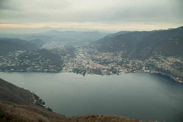 Vista aérea sobre o Lago Como — Fotografia de Stock