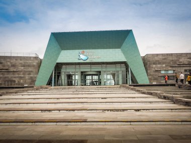 Jeju Adası, Kore - 13 Kasım 2016: Hanwah Aqua gezegen Jeju, ana çekim, Deniz Bilimleri, Kiz gezegen ve çok daha fazla kolaylık facilitie bir akvaryum gibi Seopjikoji ve teklifler versitle özellikleri yakınında turist ziyaret