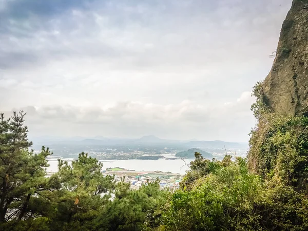 Seongsan Ilchulbong (Sunrise topp) på ön Jeju i Sydkorea — Stockfoto