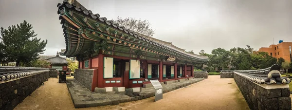 济州 Mokgwana，最古老其余的建筑在济州前中央政府办公室在朝鲜期间裁判官的济州从 1392年与 1910 年 — 图库照片
