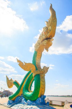 Naga heykel Mekong nehir kenarında yürüyüş Street şaşırtıcı 