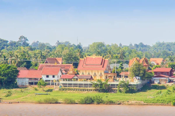 Лао-ле-ле, вид с Тасай-Пье, Нонгкай — стоковое фото