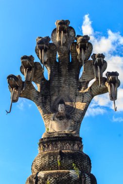 Buddha ve nagas kralı Sala Keoku, park o heykel