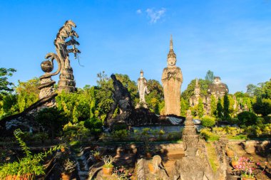 Sala Keoku, dev fantastik beton park Insp Heykel Sergisi