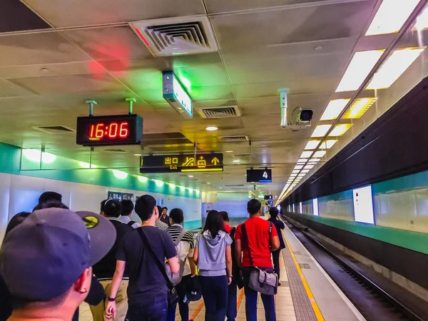 Taiwan snabbtåg (HSR) Taoyuan station — Stockfoto