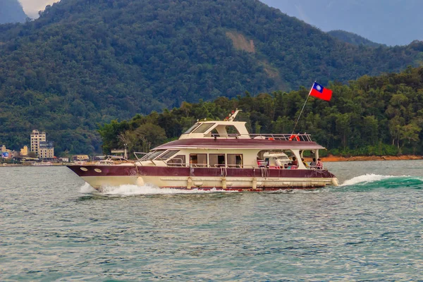 Bela Paisagem Sun Moon Lake Pela Manhã Com Fundo Montanha — Fotografia de Stock