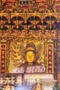 Lungshan Manka Tapınağı, Budist Tapınağı Wanhua bölgesinde, Taipei, Tayvan, güzel Guanyin heykel. Tapınak Taipei'de 1738 göçmenler tarafından Fujian Qing kural Guanyin onuruna sırasında yapıldı.