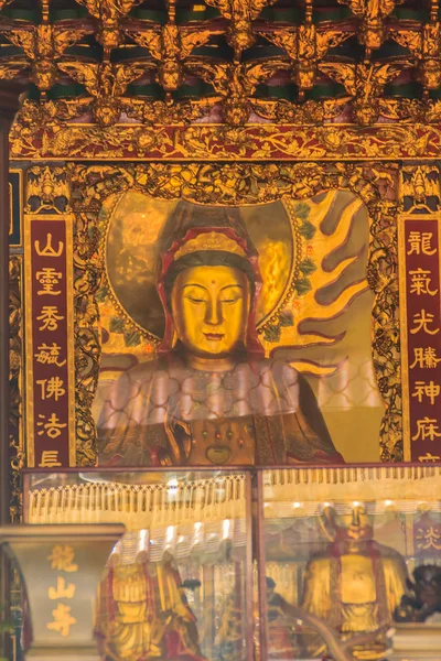 Nádherná Socha Kuan Jin Lungshan Chrámu Mankou Buddhistický Chrám Wanhua — Stock fotografie
