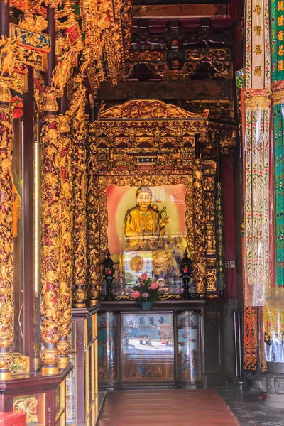 Lungshan Manka Tapınağı, Budist Tapınağı Wanhua bölgesinde, Taipei, Tayvan, güzel Guanyin heykel. Tapınak Taipei'de 1738 göçmenler tarafından Fujian Qing kural Guanyin onuruna sırasında yapıldı.