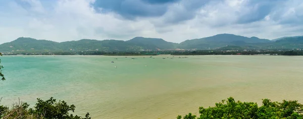 Красивый Панорамный Вид Залив Чалонг Чалонг Пасмурный День Вид Точки — стоковое фото