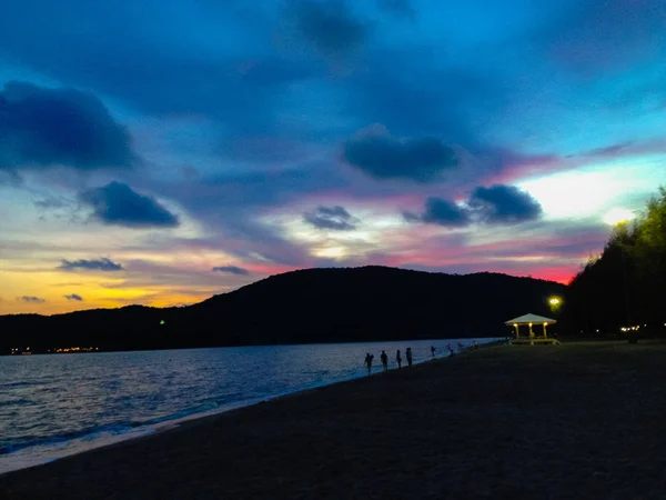 Dramatisk Himmel Efter Solnedgången Stranden Laem Sing Chanthaburi Thailand — Stockfoto