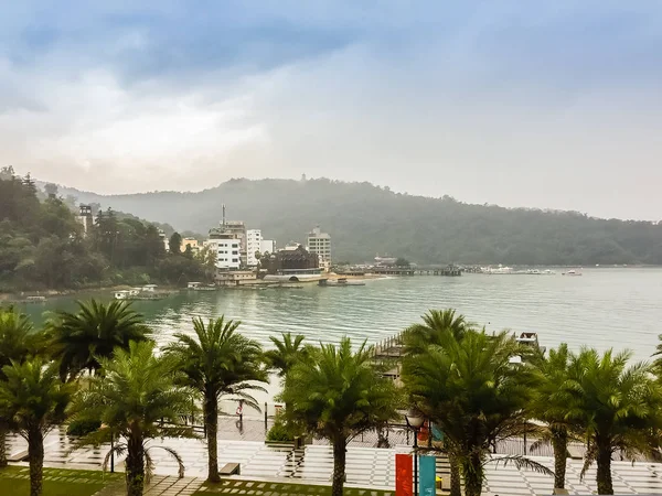 Bela Paisagem Sun Moon Lake Pela Manhã Com Fundo Montanha — Fotografia de Stock