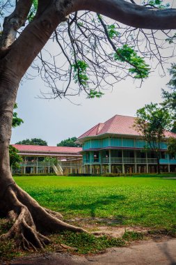 Güzel mimari af Mrigadayavan Sarayı, eski Kraliyet ikamet yeriydi ve turistik Cha Am, Phetchaburi Eyaleti, Tayland.