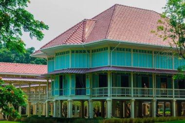 Güzel mimari af Mrigadayavan Sarayı, eski Kraliyet ikamet yeriydi ve turistik Cha Am, Phetchaburi Eyaleti, Tayland.