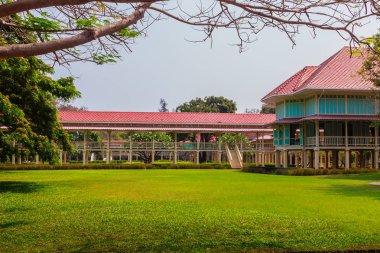 Güzel mimari af Mrigadayavan Sarayı, eski Kraliyet ikamet yeriydi ve turistik Cha Am, Phetchaburi Eyaleti, Tayland.