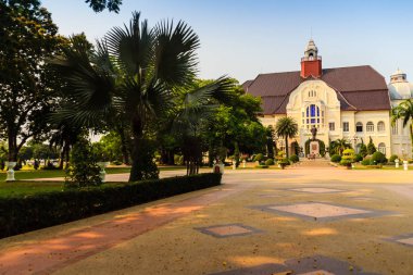 Güzel manzara ve mimari, Phra Ramratchaniwet Sarayı (Wang Ban Peun), eski Kral Rama 5 palace, ana ortak turistik merkezleri: Phetchaburi, Thailand