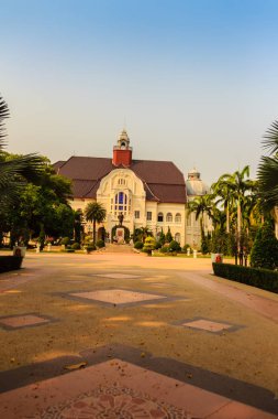 Güzel manzara ve mimari, Phra Ramratchaniwet Sarayı (Wang Ban Peun), eski Kral Rama 5 palace, ana ortak turistik merkezleri: Phetchaburi, Thailand