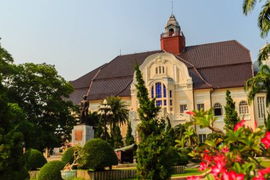 Güzel manzara ve mimari, Phra Ramratchaniwet Sarayı (Wang Ban Peun), eski Kral Rama 5 palace, ana ortak turistik merkezleri: Phetchaburi, Thailand