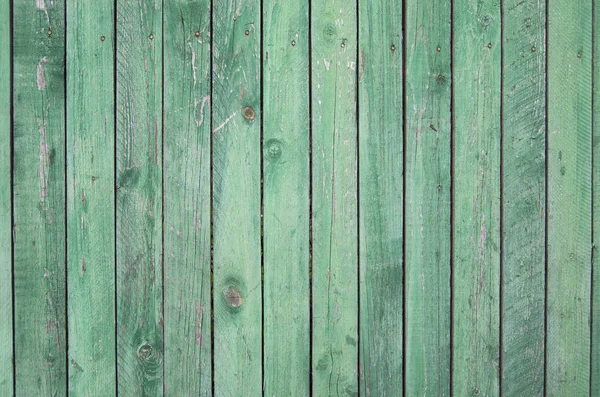 Vecchio recinto di legno verde . — Foto Stock