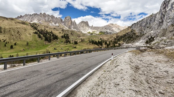 Passstrasse Groednerjoch Dolomites içinde için