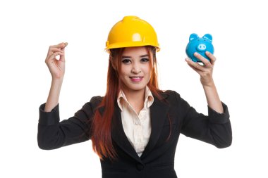 Bir madeni para ve domuz para banka Asya mühendis kadınla.