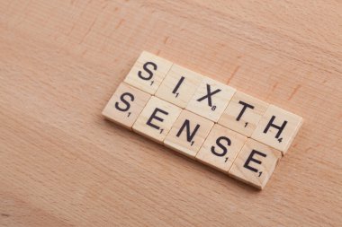 Scrabble harf kelime altıncı his yazım.