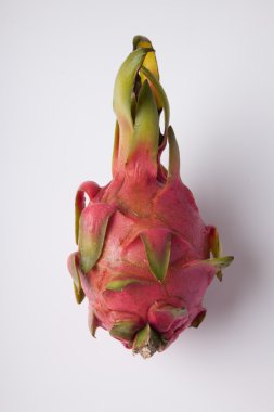 Olgun kırmızı ejderha meyvesi