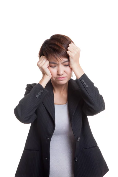 Giovane donna d'affari asiatica si ammalò e mal di testa . — Foto Stock