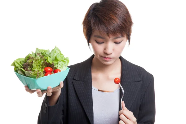 Aziatische zakelijke vrouw haat salade. — Stockfoto