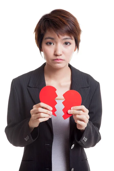 Bella giovane donna asiatica con il cuore spezzato . — Foto Stock