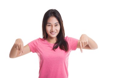 Güzel genç Asyalı kadın noktası boş yer aşağı..