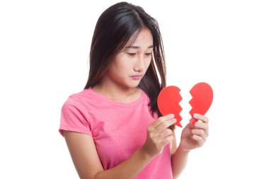 Güzel genç Asyalı kadın ile kırık kalp..