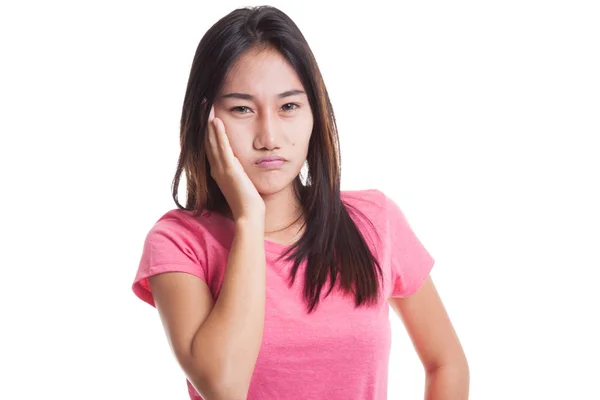 Jeune femme asiatique a mal aux dents .. — Photo