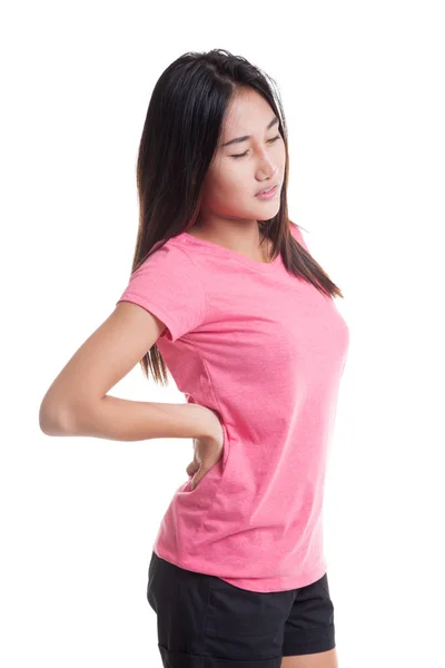 Jovem mulher asiática tem dor nas costas .. — Fotografia de Stock