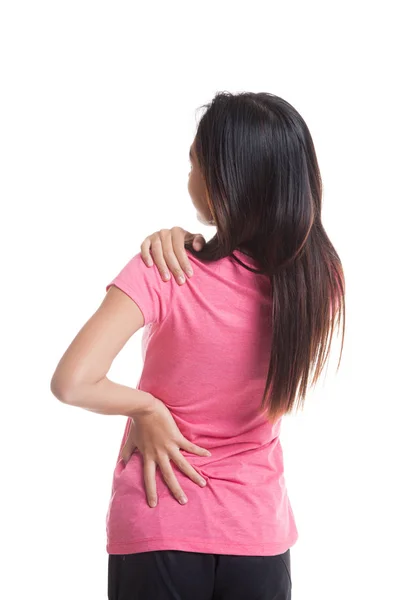 Giovane donna asiatica ha mal di schiena .. — Foto Stock