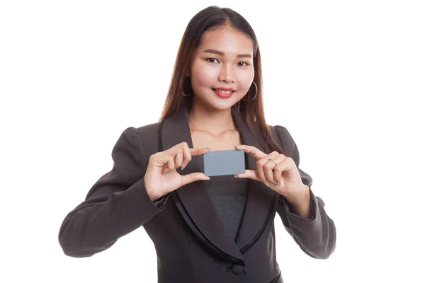 年轻的亚洲业务的女人微笑与空白卡. — 图库照片