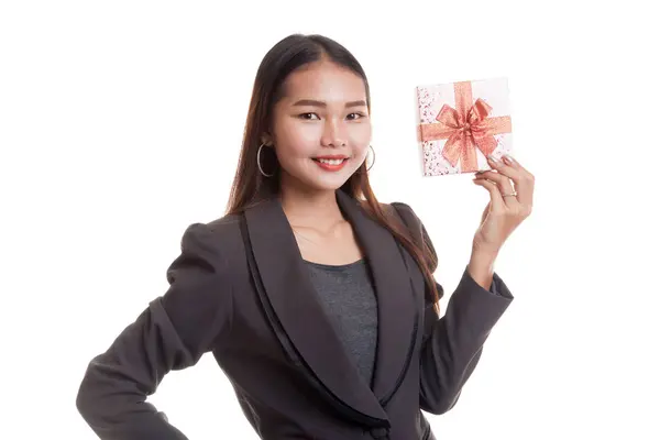 젊은 아시아 비즈니스 여자 선물 상자. — 스톡 사진