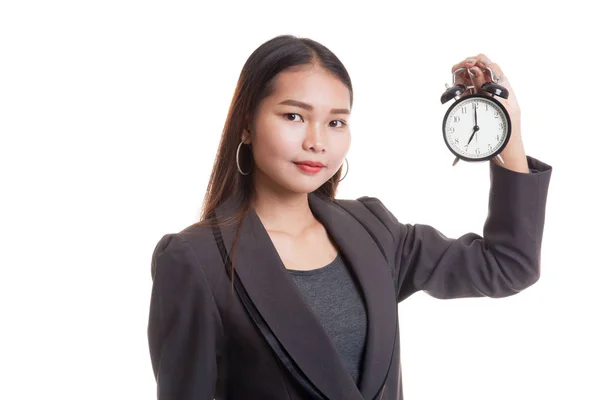 Mladá asijská obchodní žena s hodinami. — Stock fotografie