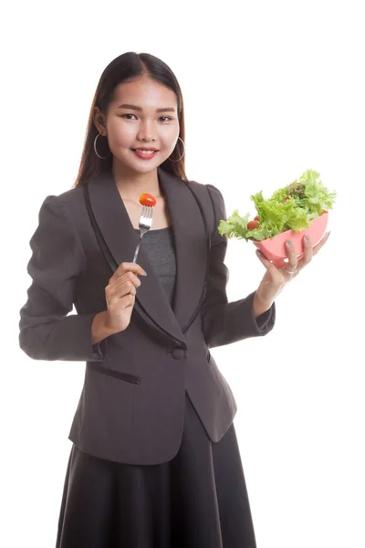 Mulher de negócios asiática saudável com salada . — Fotografia de Stock