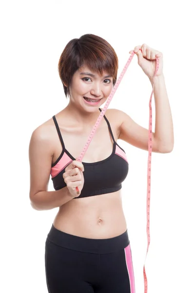 Bella asiatica ragazza sana con nastro di misurazione . — Foto Stock