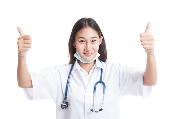 Jovem asiático médico feminino mostrar dois polegares para cima . — Fotografia de Stock